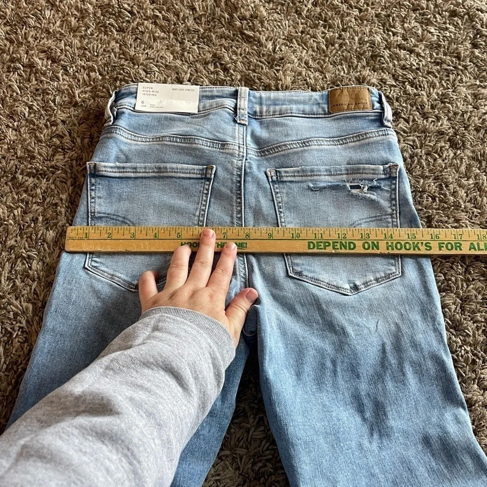American Eagle nwt damaged return distressed super high rise jegging